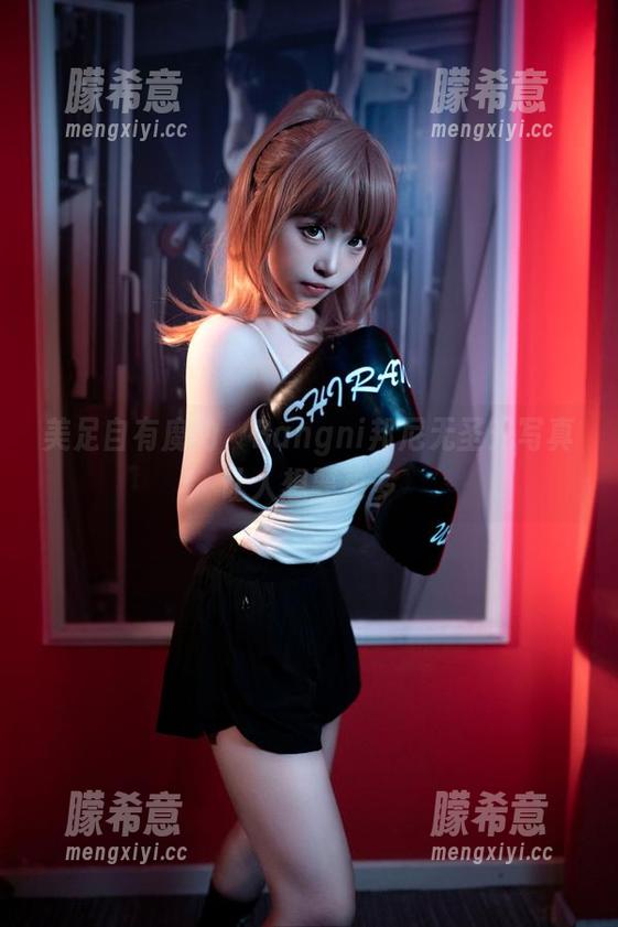 美足自有魔力，Bangni邦尼无圣光写真让人想要更多
