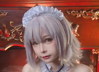 阿尔托莉雅Alter泳装写真，Kitkat Cosplay脑洞大开，准备好给泳池一个惊喜了吗？