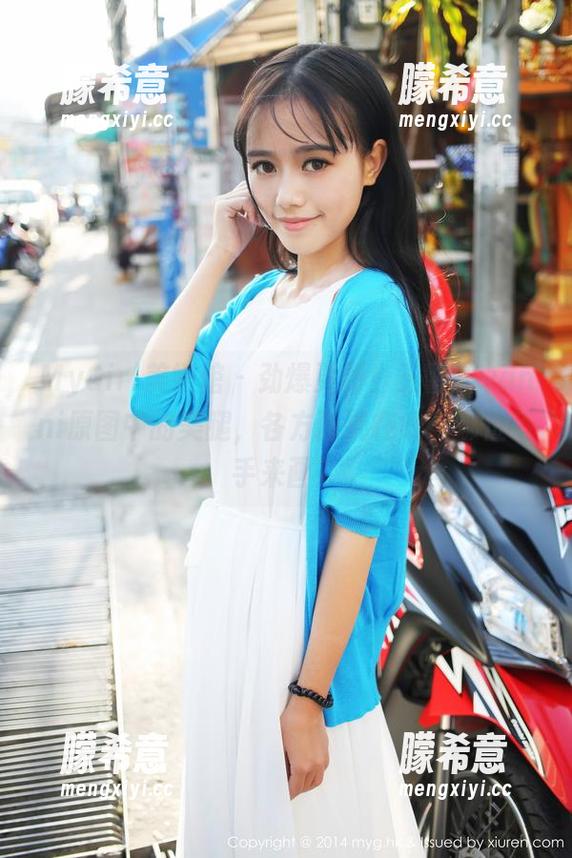 MyGirl美媛馆 - 劲爆更新！王馨瑶yanni原图中的美腿，各方面都在线，哪位巧手来画？