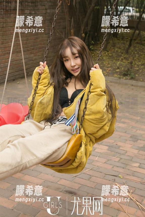 UGirls尤果网 - 看佟蔓全集，纯白太耀眼，别把眼睛瞎了。