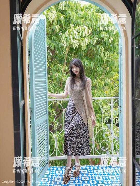 Xiuren秀人网 - 白色不仅是一种颜色，还是吃白菜的vi菜菜写真里的快乐气泡，来看看的乐趣！