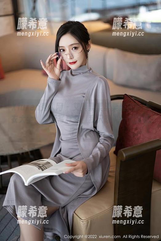 Xiuren秀人网 - 艾栗栗栗栗栗栗吖的泳衣大全：最新写真集，我只想说…太会挑了吧！