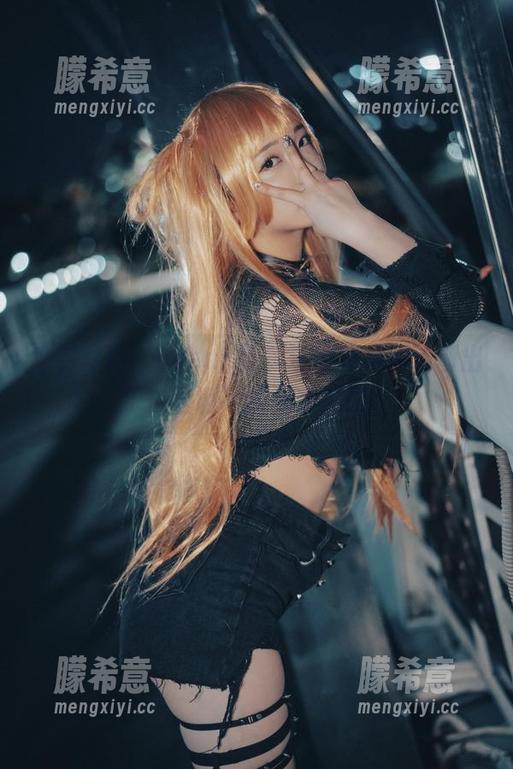 定制写真，yeeun孙乐乐用DJAWA画出了‘圣诞’的另类解读？