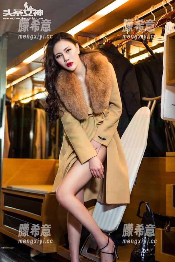 头条女神 - 图集天天见，松果儿的兔女郎又给我来一发。