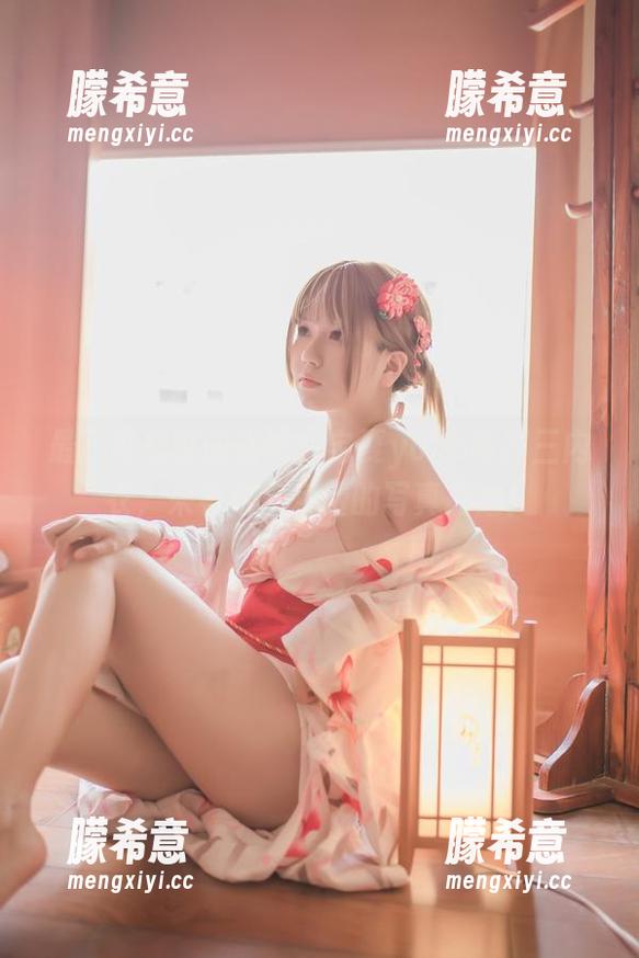 最不可思议的搭配：宅夏yoko与狂三内衣，来看这场免费的写真蹦迪！