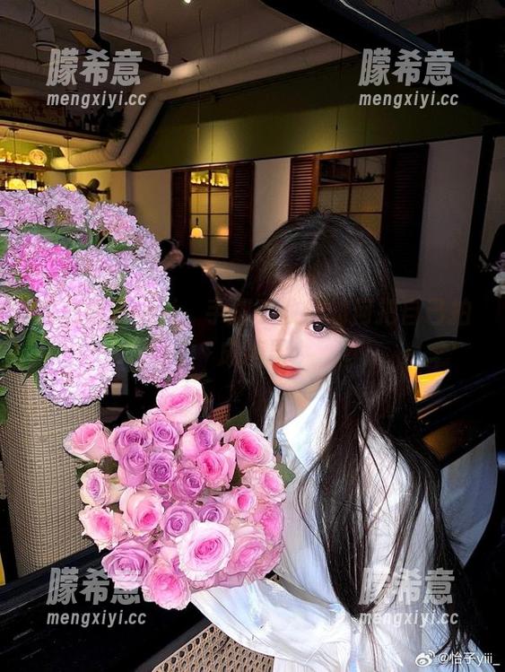 甜心怡子yiii，手把手教你如何把自己拍成糖果