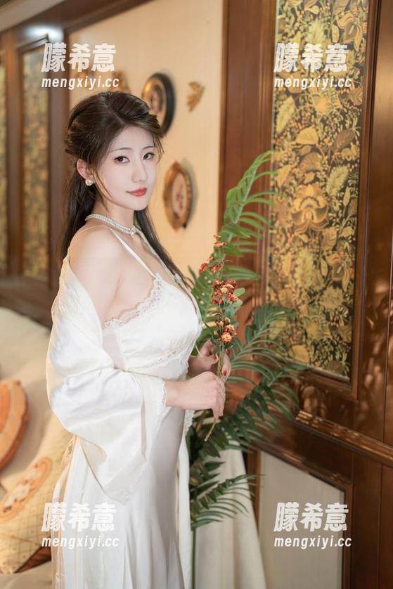 和服少女不只是传统：星澜想来杯珍珠奶茶的写真集，分享一些想法给你