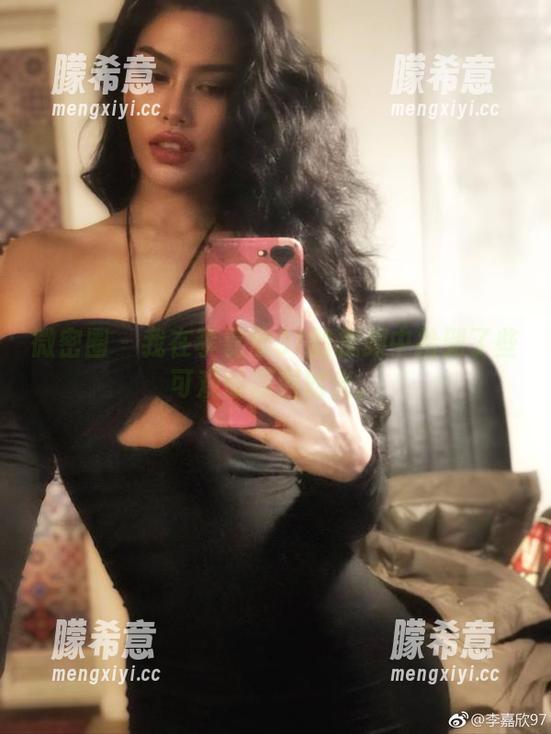 李嘉欣97 微密圈 - 我在李嘉欣97的视频中捡到了些可观的原图时光。
