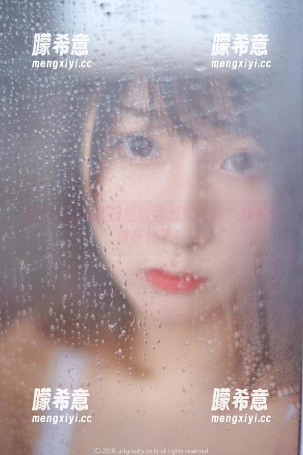 你见过猫九酱最近的可爱美图吗？我都快被萌化了！