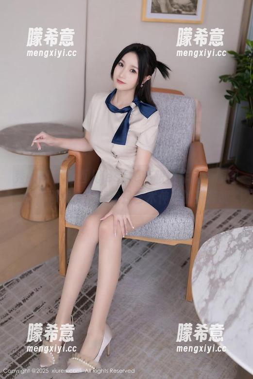 秀人网 - 婕西儿jessie高跟鞋作品：原图中，那线条，就像是艺术伸展的芬芳啊