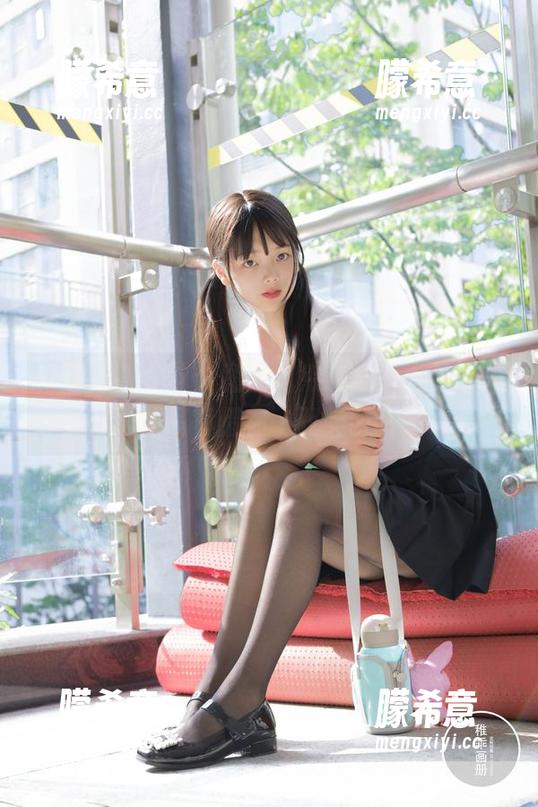 稚乖画册 - 这个图库有点意思，赤西夜夜校服写真借你一双美丽眼睛