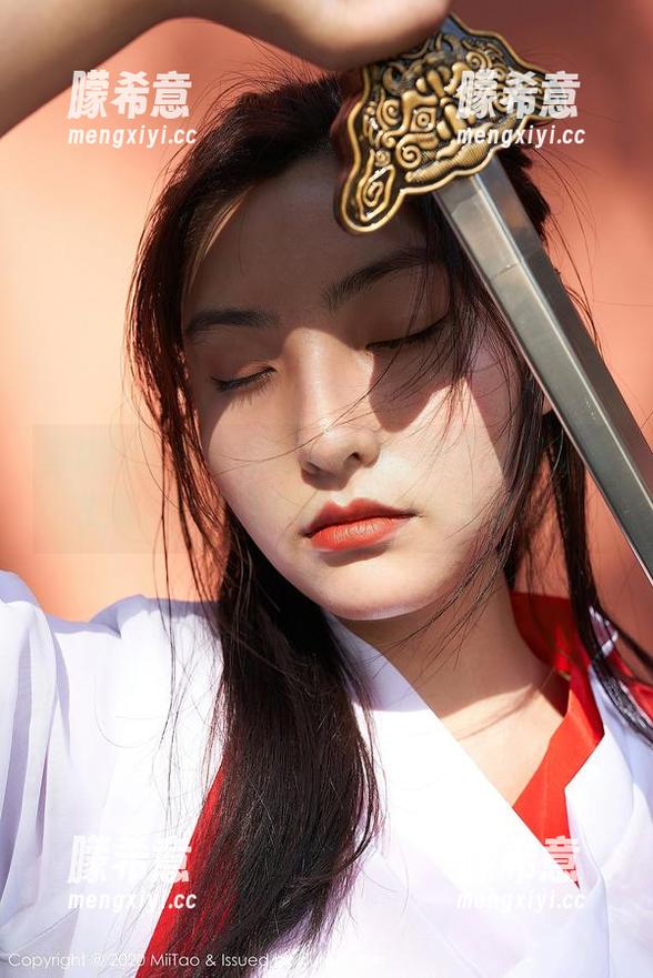 蜜桃社 - 图片里的木奈奈，清纯得都让我生疑，分享这种魔力的你有见过吗？