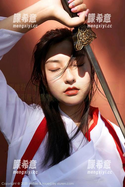 蜜桃社 - 看，玛丽Mary的私房之旅，套装配不配？图片透露了点未来的方向哦！