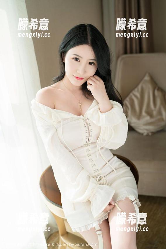 魅妍社 - FoxYini孟狐狸不可思议的少女写真集更新，真的，感觉像是在跨越时空呢。