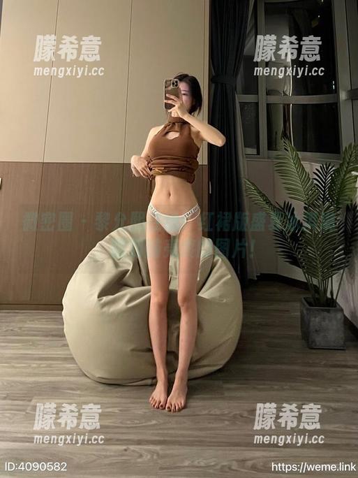 黎允熙 微密圈 - 黎允熙在线:红裙版盛夏冰淇淋,甜到脑壳疼的图片!